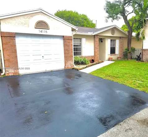 14115 Langley Place Davie FL 33325