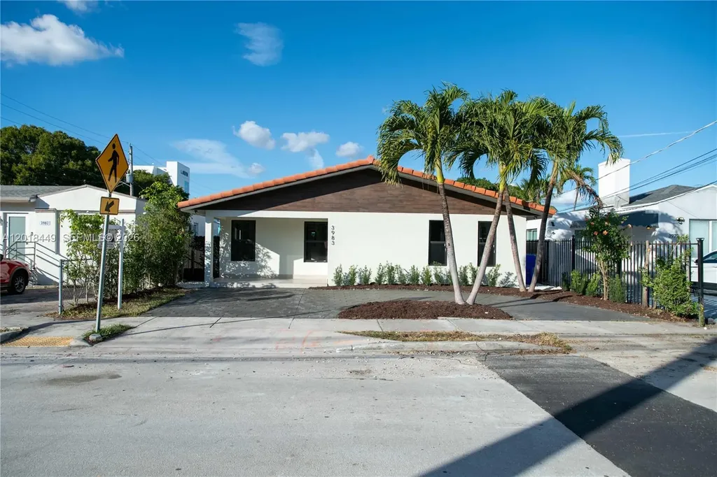 3983 SW 2nd Street Miami FL 33134