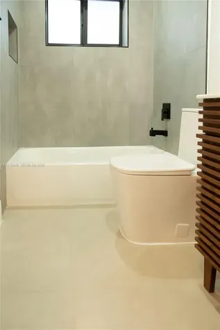 3983 SW 2nd Street Miami FL 33134