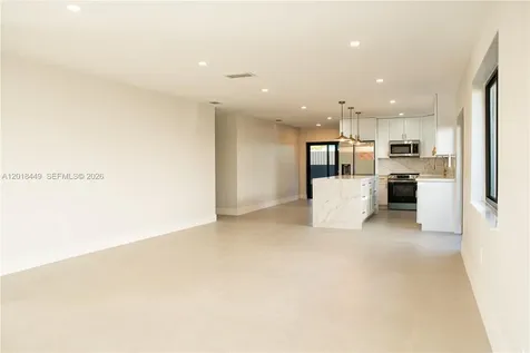 3983 SW 2nd Street Miami FL 33134