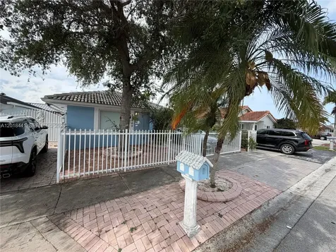 13965 SW 10th Street Miami FL 33184
