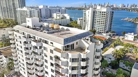 1621 Bay Road Miami Beach FL 33139