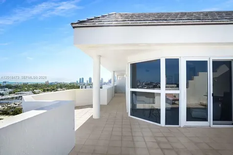 1621 Bay Road Miami Beach FL 33139