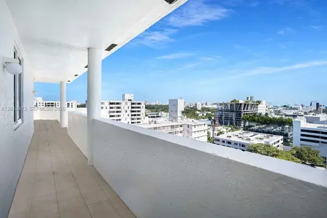 1621 Bay Road Miami Beach FL 33139