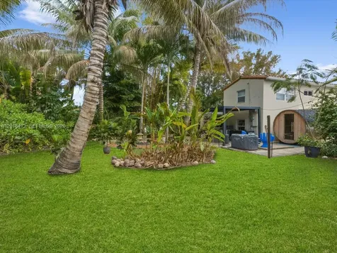 357 NE 117th Street Miami FL 33161