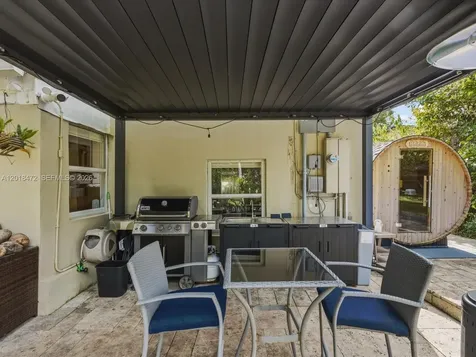 357 NE 117th Street Miami FL 33161