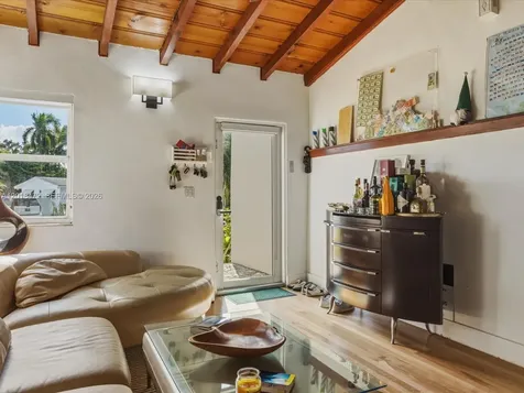 357 NE 117th Street Miami FL 33161