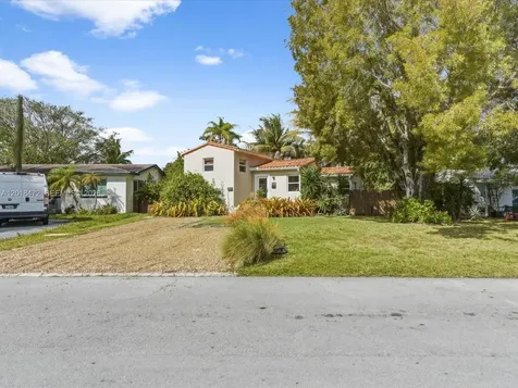 357 NE 117th Street Miami FL 33161