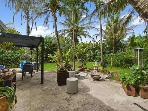 357 NE 117th Street Miami FL 33161
