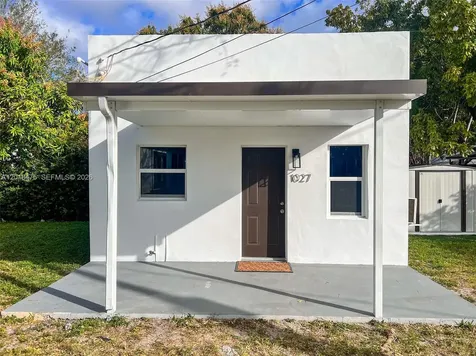 1025 NW 55th Street Miami FL 33127