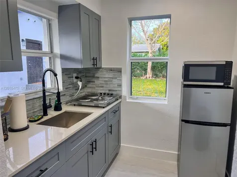 1025 NW 55th Street Miami FL 33127