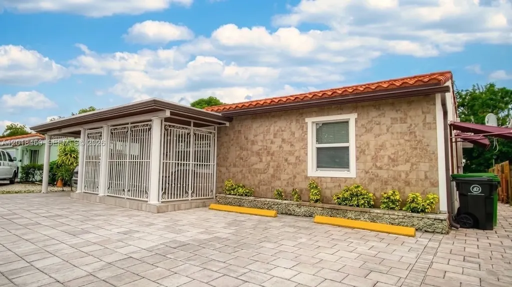 1520 N Andrews Avenue Fort Lauderdale FL 33311