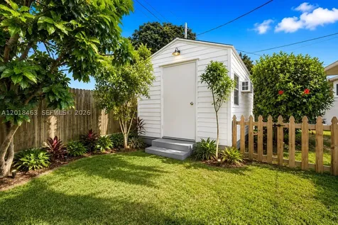 15725 SW 102nd Place Miami FL 33157