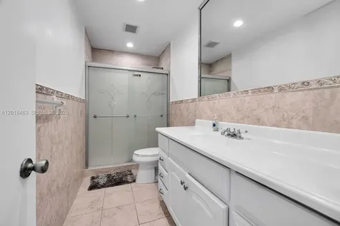 15725 SW 102nd Place Miami FL 33157