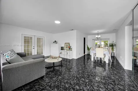15725 SW 102nd Place Miami FL 33157