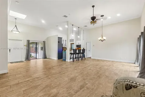 2731 S Parkview Drive Hallandale Beach FL 33009