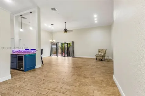 2731 S Parkview Drive Hallandale Beach FL 33009
