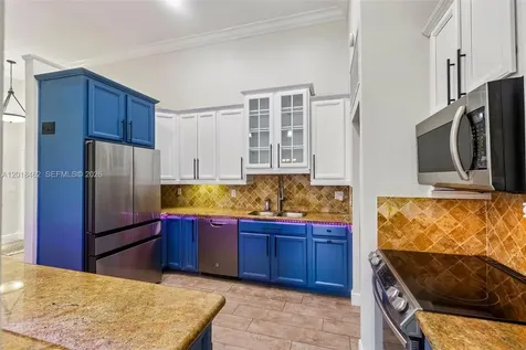 2731 S Parkview Drive Hallandale Beach FL 33009