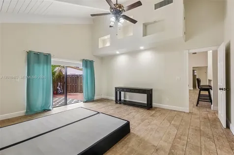 2731 S Parkview Drive Hallandale Beach FL 33009