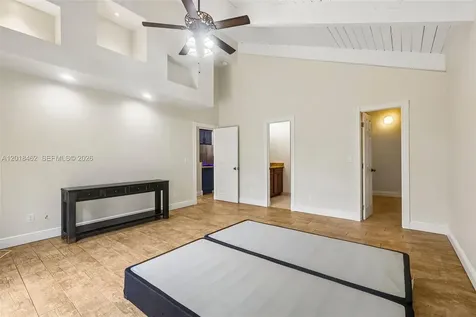 2731 S Parkview Drive Hallandale Beach FL 33009