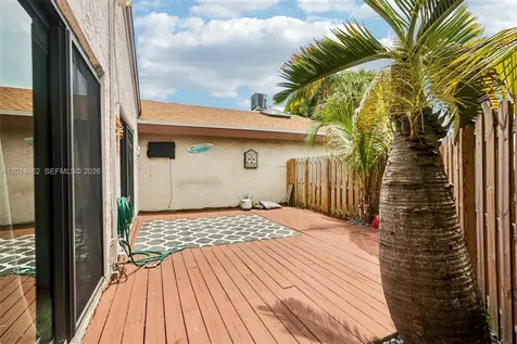 2731 S Parkview Drive Hallandale Beach FL 33009