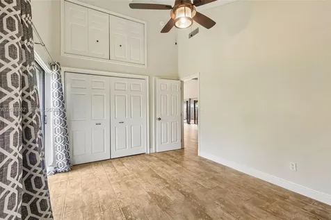 2731 S Parkview Drive Hallandale Beach FL 33009