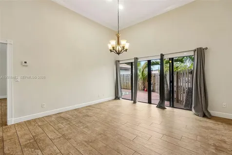 2731 S Parkview Drive Hallandale Beach FL 33009