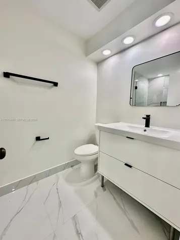 14530 SW 142nd Ct Circle Miami FL 33186