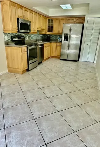 14530 SW 142nd Ct Circle Miami FL 33186