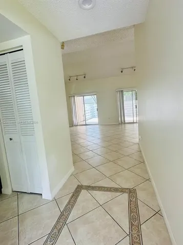 14530 SW 142nd Ct Circle Miami FL 33186