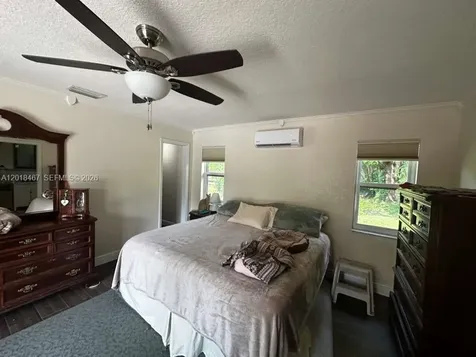 11901 NW 25th Street Plantation FL 33323