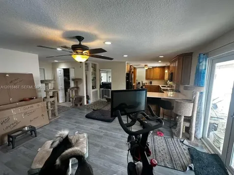 11901 NW 25th Street Plantation FL 33323
