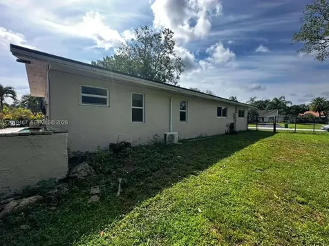 11901 NW 25th Street Plantation FL 33323