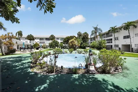 2050 NE 39th Street Lighthouse Point FL 33064