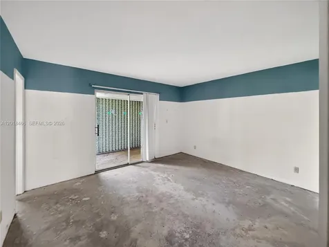 2050 NE 39th Street Lighthouse Point FL 33064