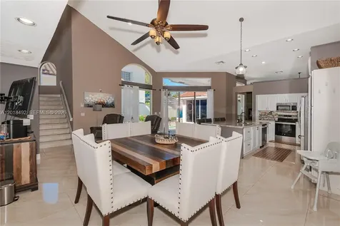 1220 W Bel Aire Drive W Pembroke Pines FL 33027