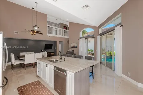1220 W Bel Aire Drive W Pembroke Pines FL 33027