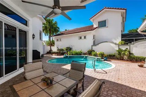 1220 W Bel Aire Drive W Pembroke Pines FL 33027