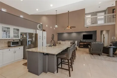 1220 W Bel Aire Drive W Pembroke Pines FL 33027