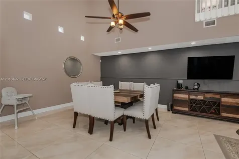 1220 W Bel Aire Drive W Pembroke Pines FL 33027