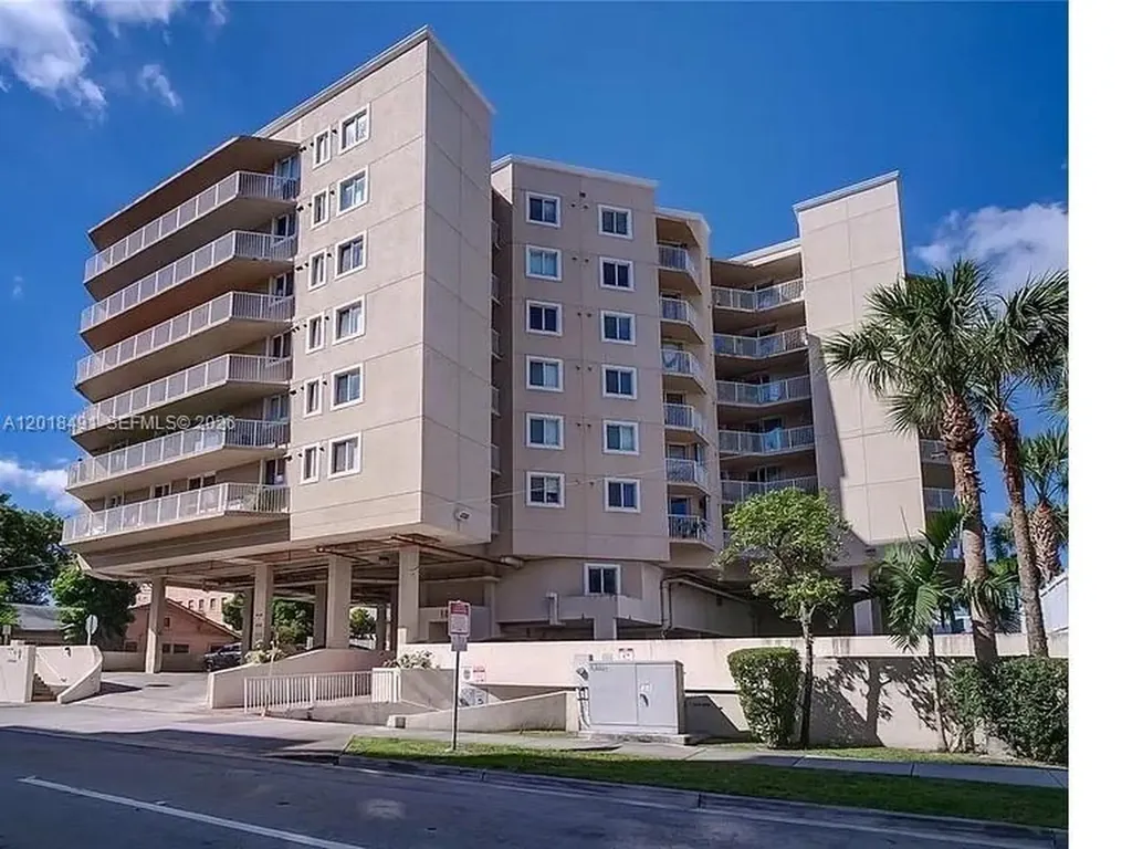 102 SW 6th Avenue Miami FL 33130