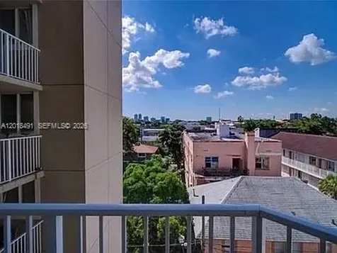 102 SW 6th Avenue Miami FL 33130