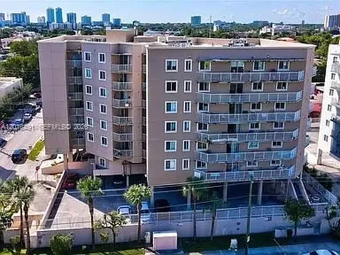102 SW 6th Avenue Miami FL 33130