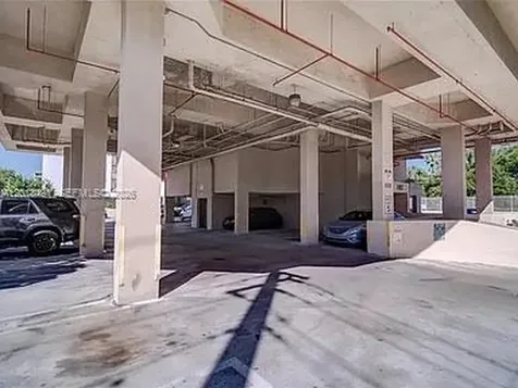 102 SW 6th Avenue Miami FL 33130
