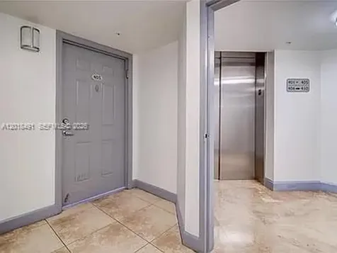 102 SW 6th Avenue Miami FL 33130