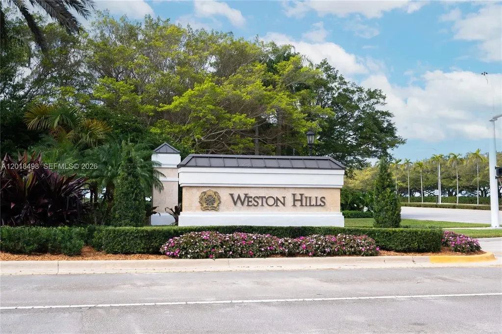 2621 Oakbrook Lane Weston FL 33332