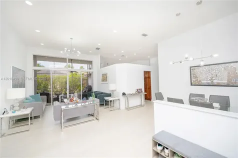 2621 Oakbrook Lane Weston FL 33332