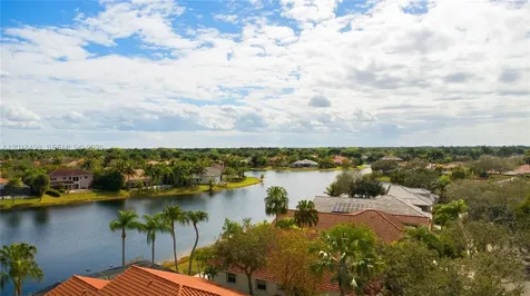 2621 Oakbrook Lane Weston FL 33332