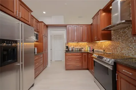 2621 Oakbrook Lane Weston FL 33332