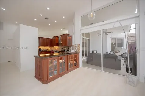 2621 Oakbrook Lane Weston FL 33332